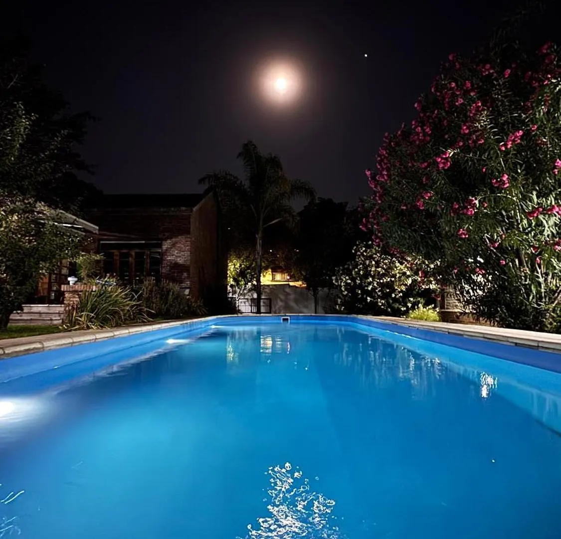 Blue Sky Mendoza Bed & Breakfast 0*,