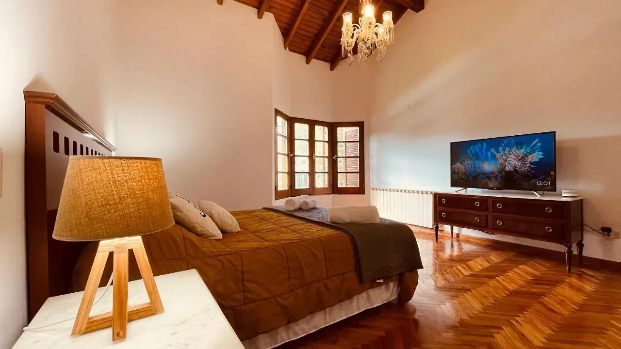 Blue Sky Mendoza Bed & Breakfast 0*,
